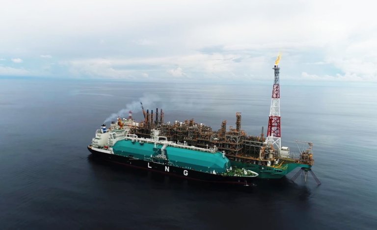 Seri Camellia LNG carrier at the PFLNG Satu