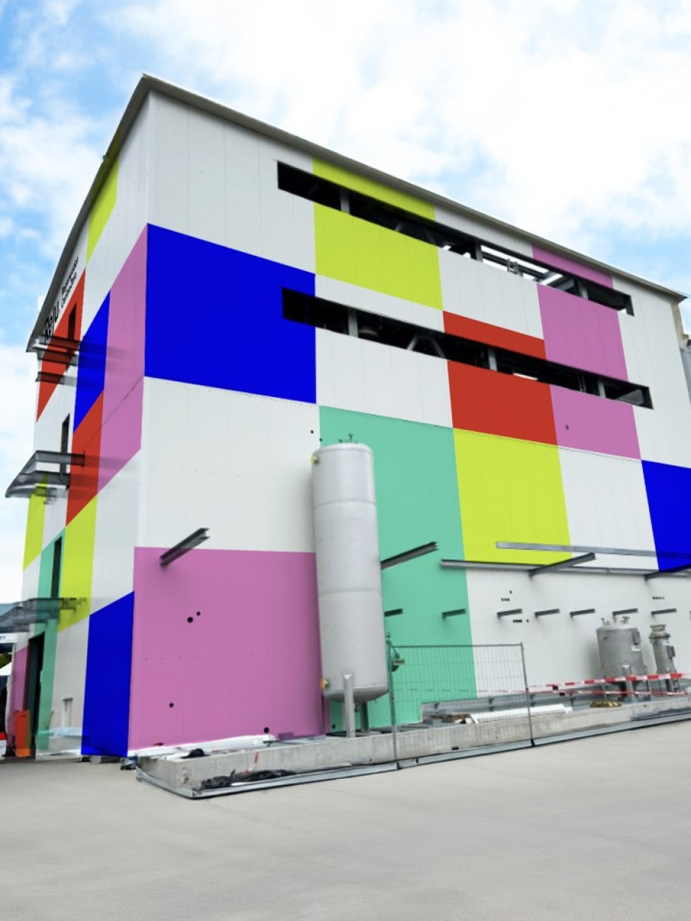 Photo du premier centre de régénération de textiles de Reju ("Regeneration Hub Zero"), à Francfort
