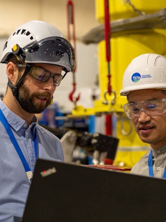 Two people on manufacturing site - credits Slawek Kozdras