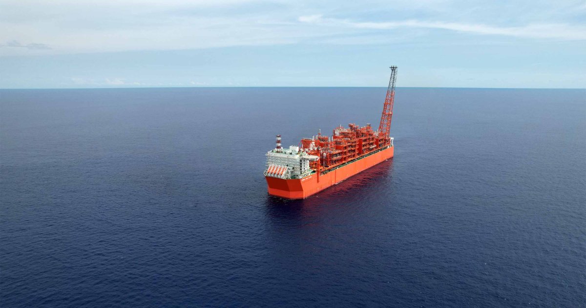 Floating liquefied natural gas FLNG Technip Energies