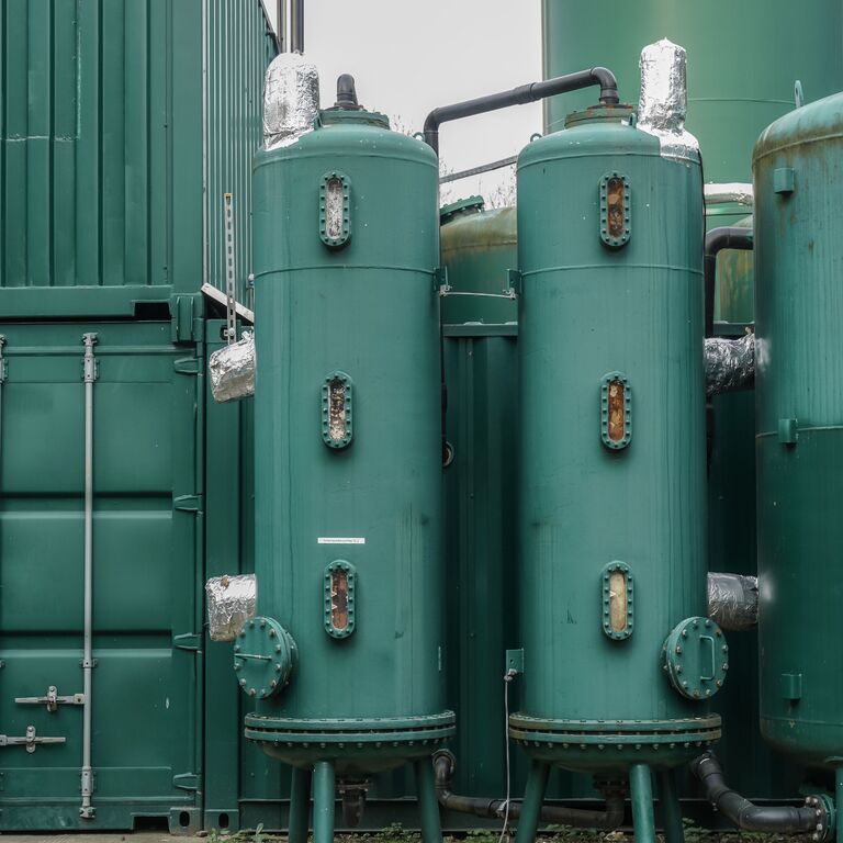 Catalyst recycle recovery