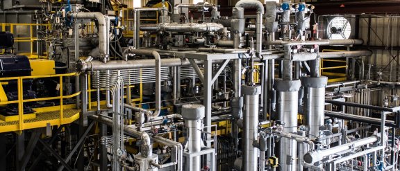 Image décorative pour l'actualité sur la signature d’un accord entre Technip Energies et Agilyx Corporation pour accélérer le déploiement de sa technologie de recyclage de polystyrène