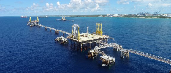 Ship-to-Ship Transfer Solutions: Loading and unloading energy on the open sea