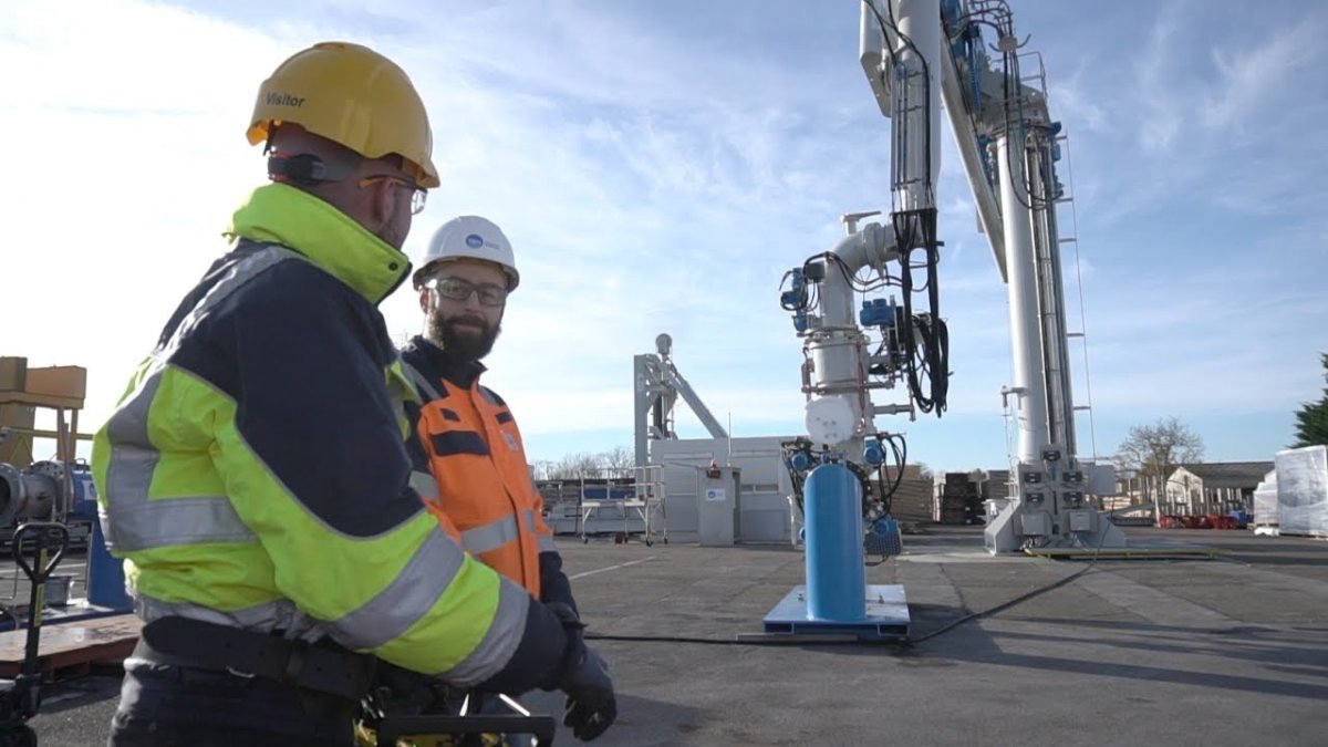 Watch Technip Energies - Loading Systems eMAX series on YouTube.