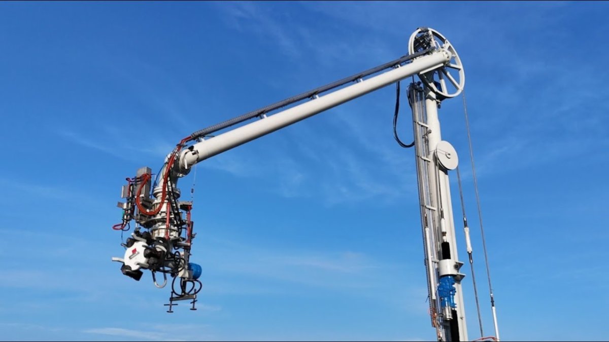 Watch Technip Energies - Marine Loading Arm Overhaul (Loading Systems) on YouTube.