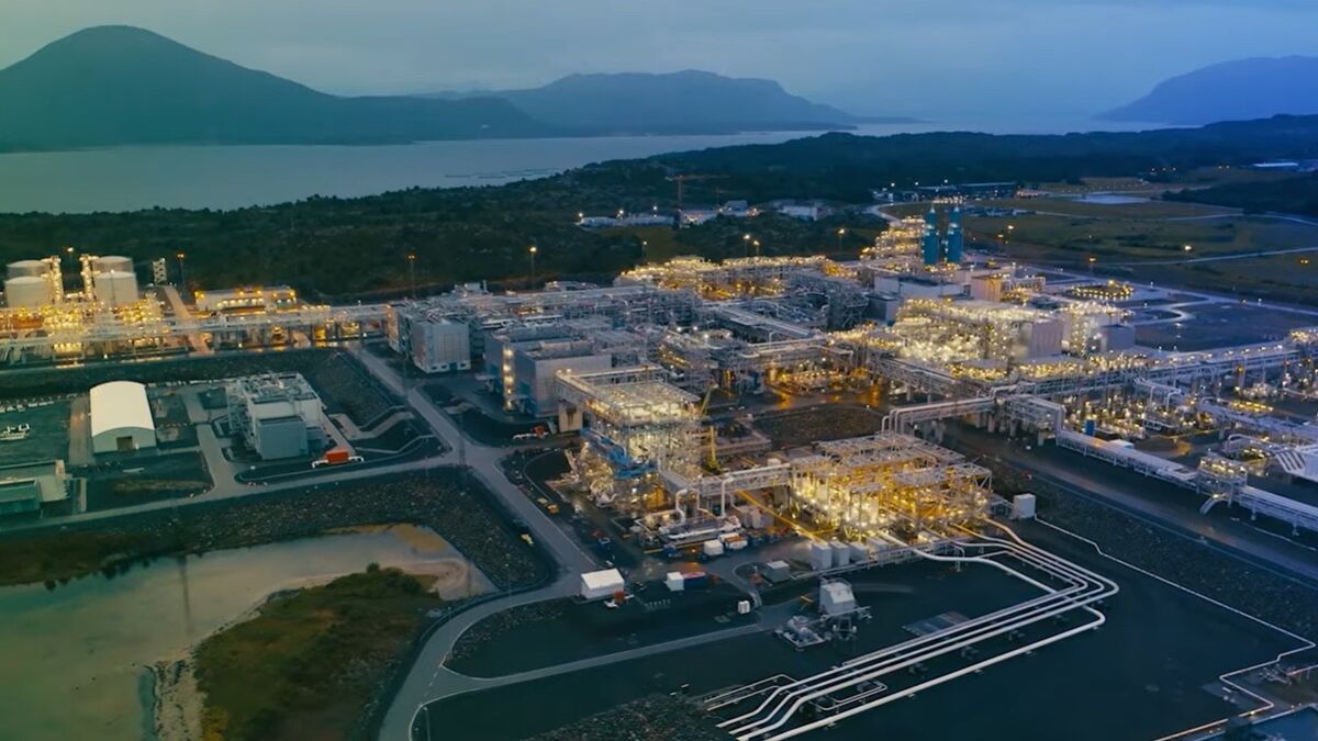 Watch Technip Energies - Carbon capture alliance with Shell Catalysts & Technologies on YouTube.