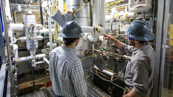 Image Bannière pour la page Overview Technologies qui montre une photo de notre laboratoire à Weymouth. 